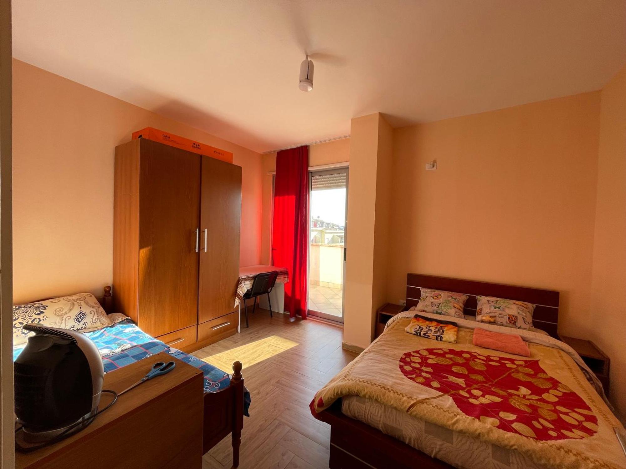 B&B - Private Rooms ติรานา ห้อง รูปภาพ